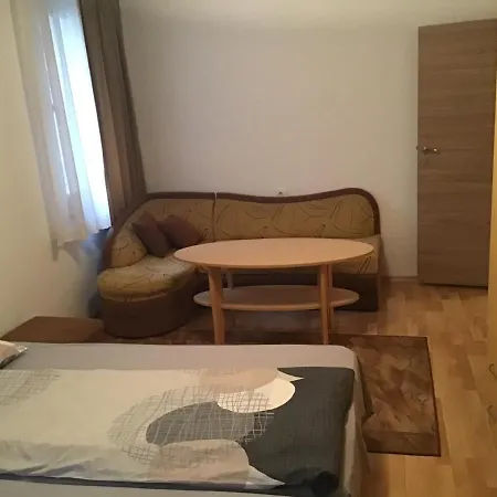 Aurora Guest house 4*