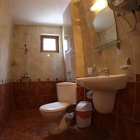 Πανσιόν Aurora 4*